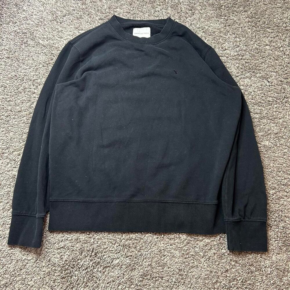 American eagle black crewneck sweatshirt